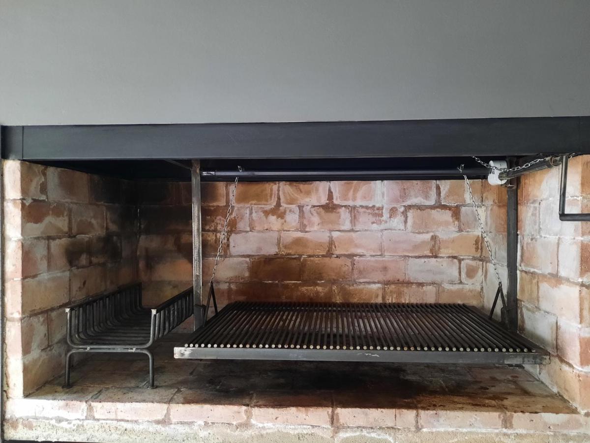 Casa De Invitados Con Parrilla Y Horno A Lena Ushuaia Luaran gambar