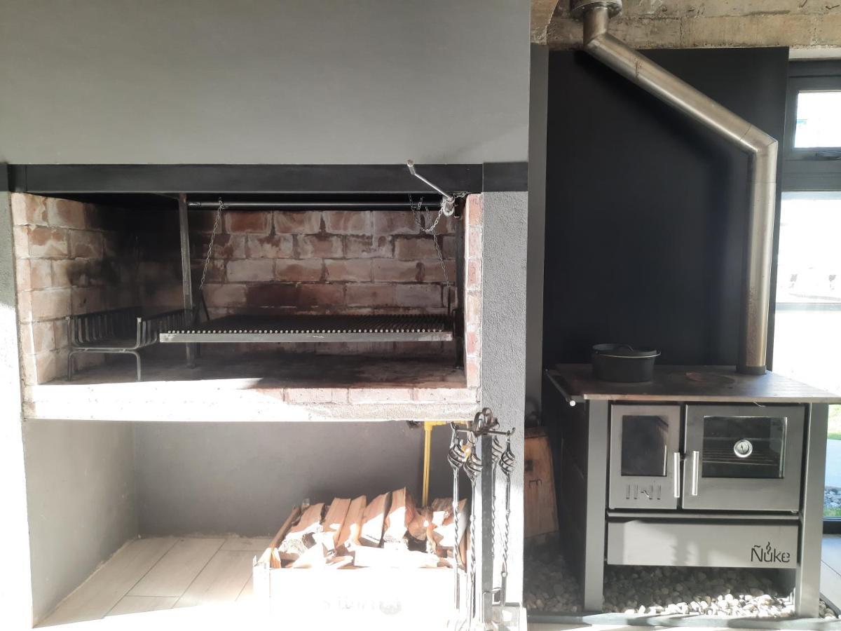 Casa De Invitados Con Parrilla Y Horno A Lena Ushuaia Luaran gambar